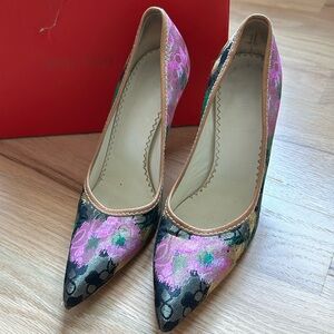 Vintage Miu Miu Jacquard Fiore Nero heels made in Italy, women's sz US 7/EUR 37